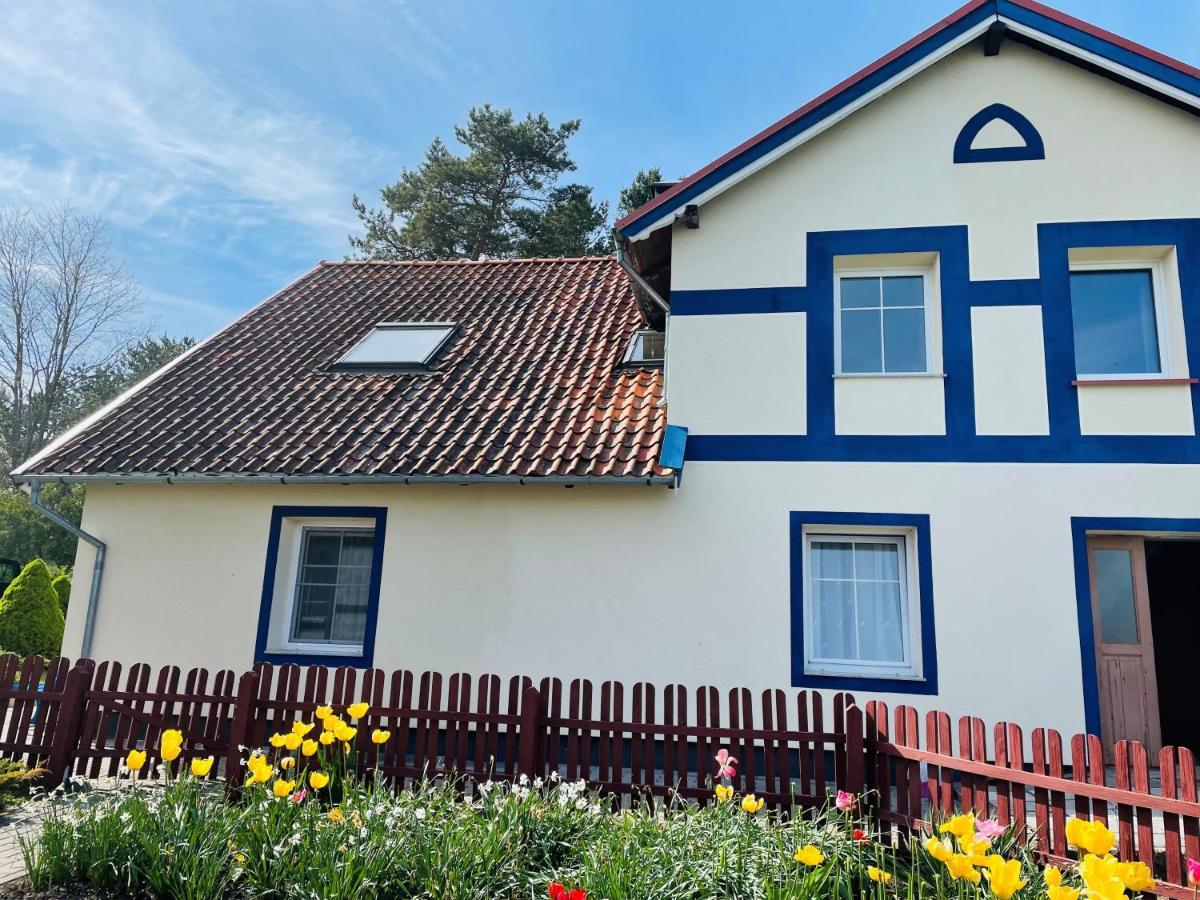 Old House Nida Hotell Exteriör bild